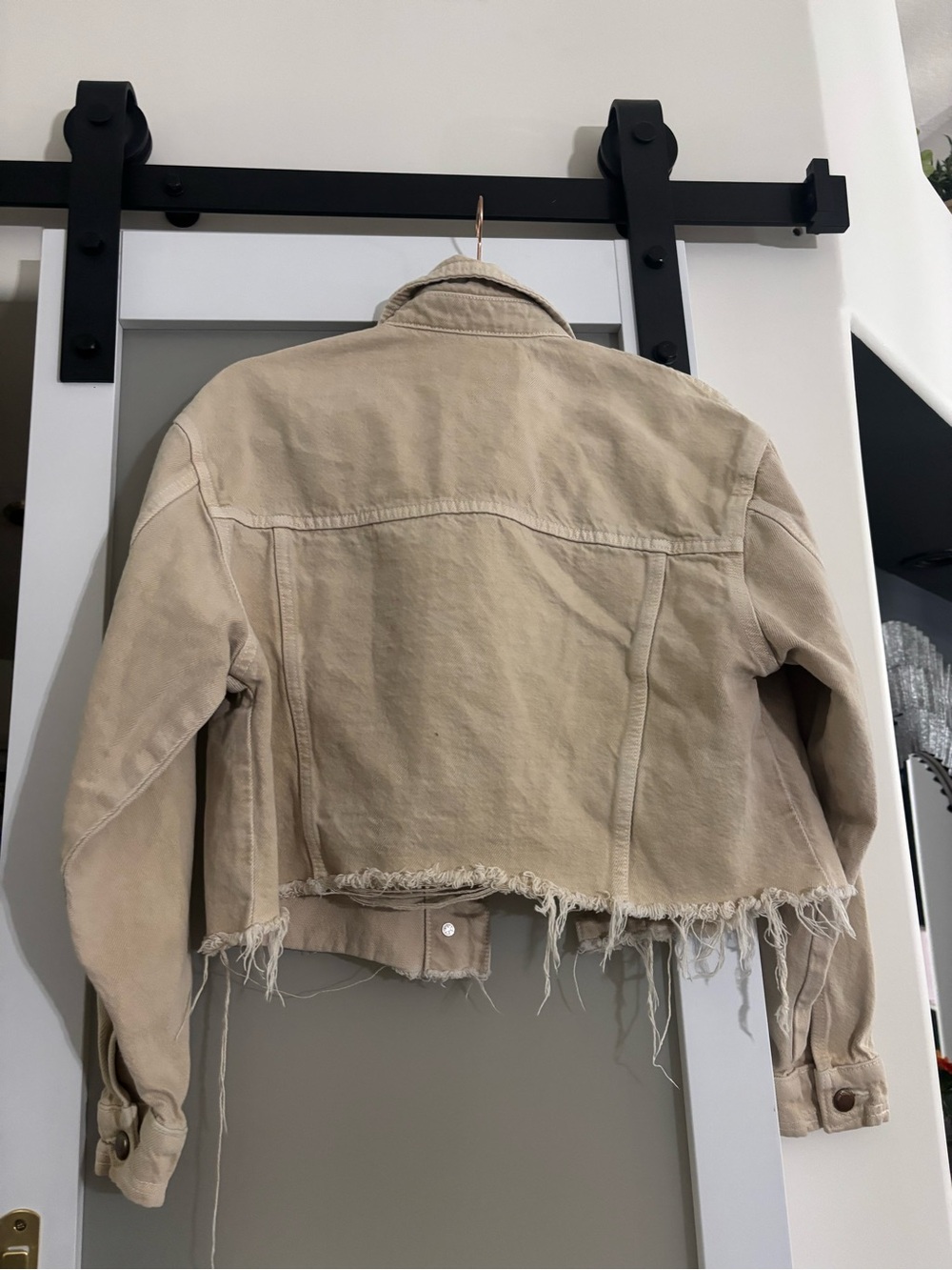 Zara Cropped Raw-Hem Beige/Tan Denim Jacket - Picture 2 of 2